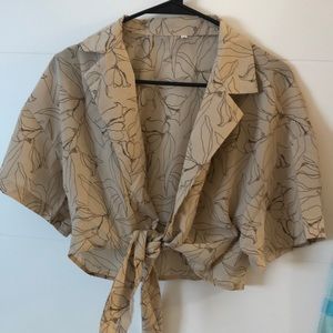 Crop tie short sleeve top